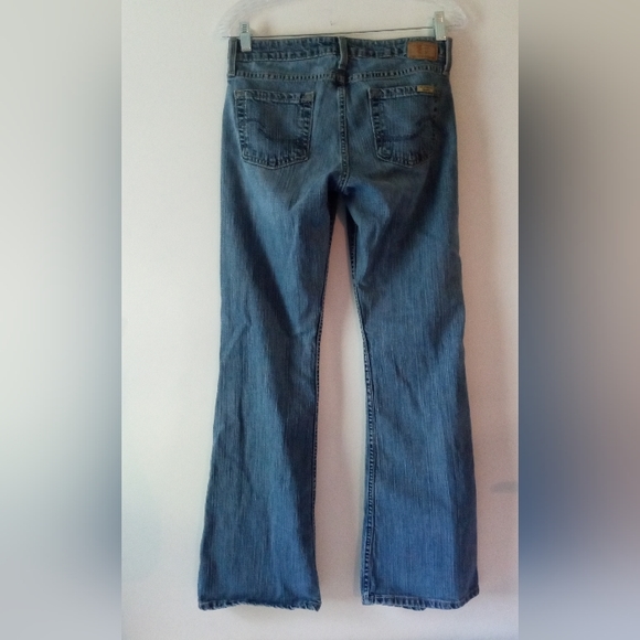 Levi Strauss Signature Low Slim Flare 5-Pocket Jeans - Size: 7 Waist : 28 - Picture 3 of 5